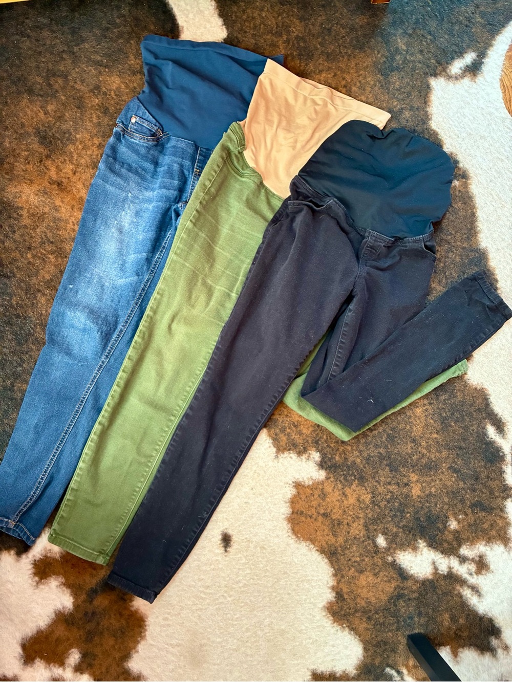 Maternity Lot- 3 Pairs of Skinny Jeans - Blue, Olive, Black - Small